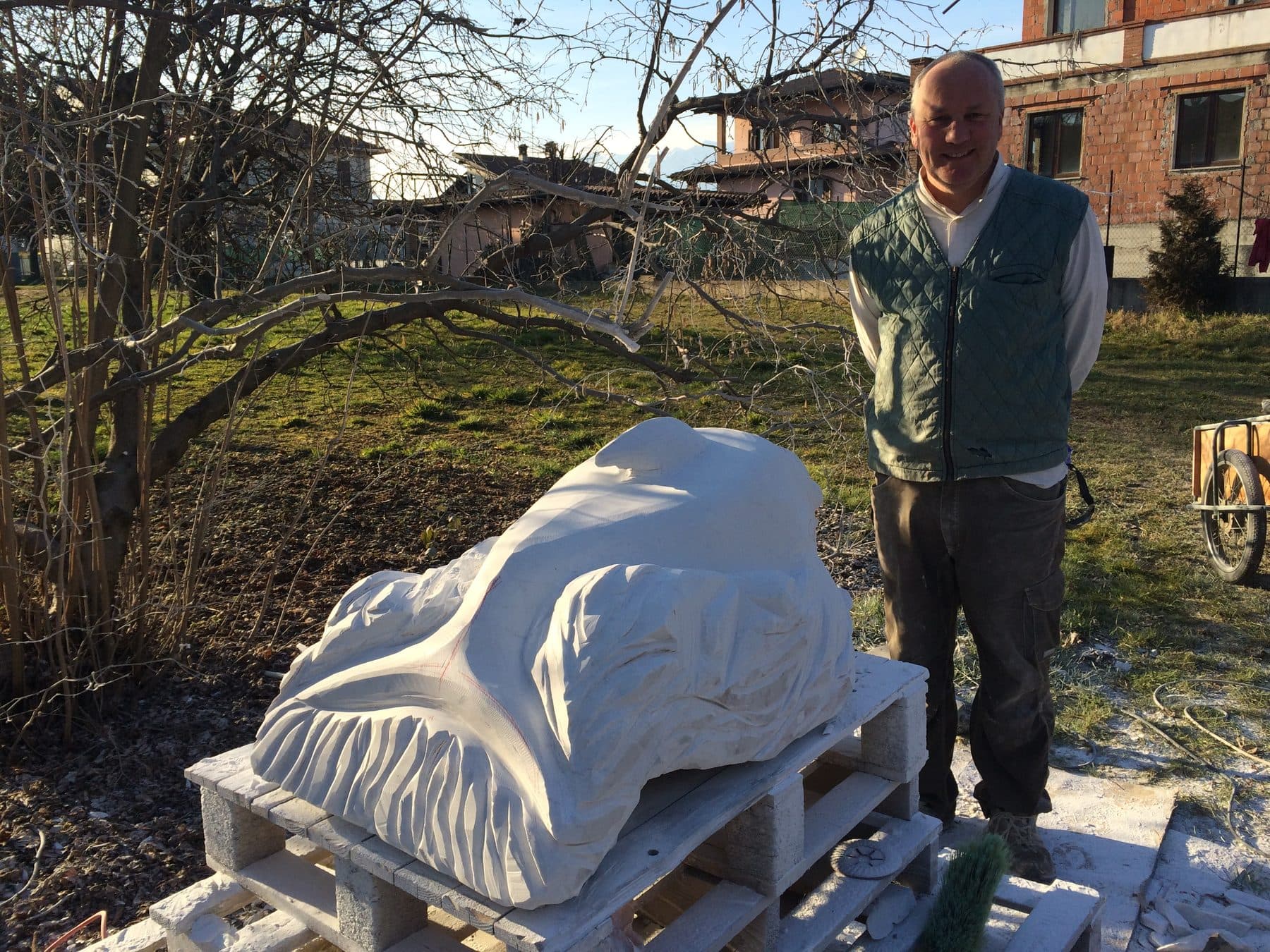 In corso d’opera – scultura in marmo di Carrara